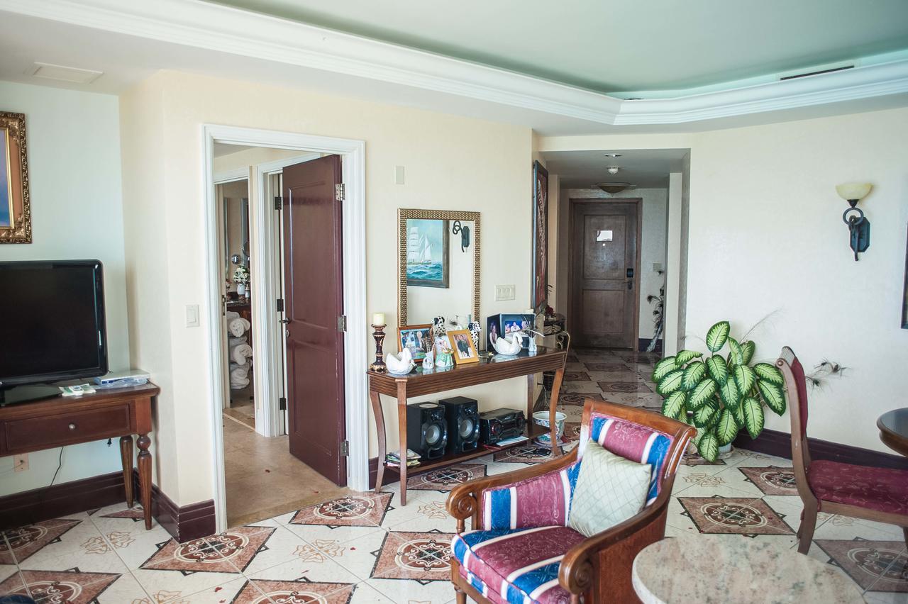 Palmyra Luxury Beach Condos 蒙特哥贝 外观 照片