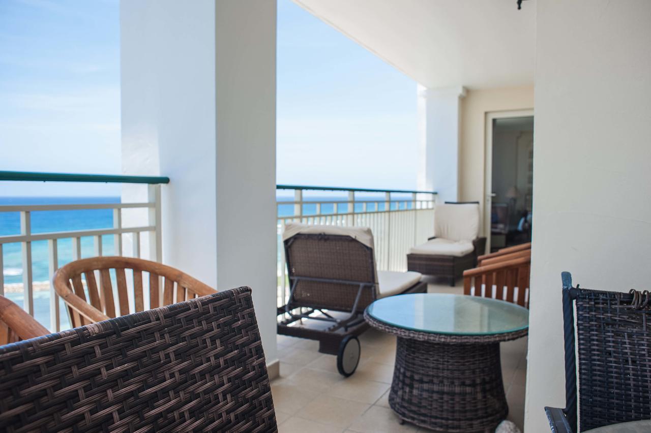 Palmyra Luxury Beach Condos 蒙特哥贝 外观 照片